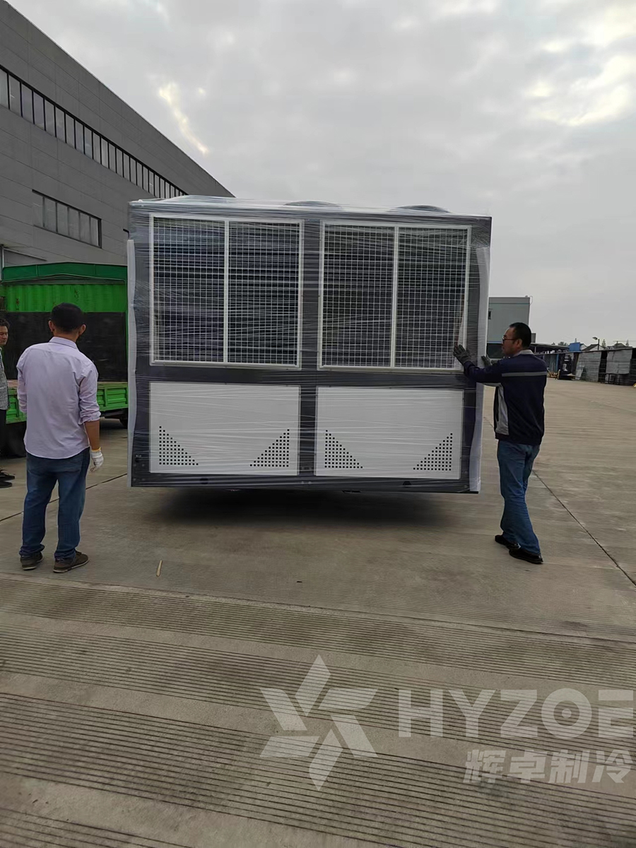 1681298097481685.jpg 60匹風(fēng)冷裝車發(fā)貨2.jpg